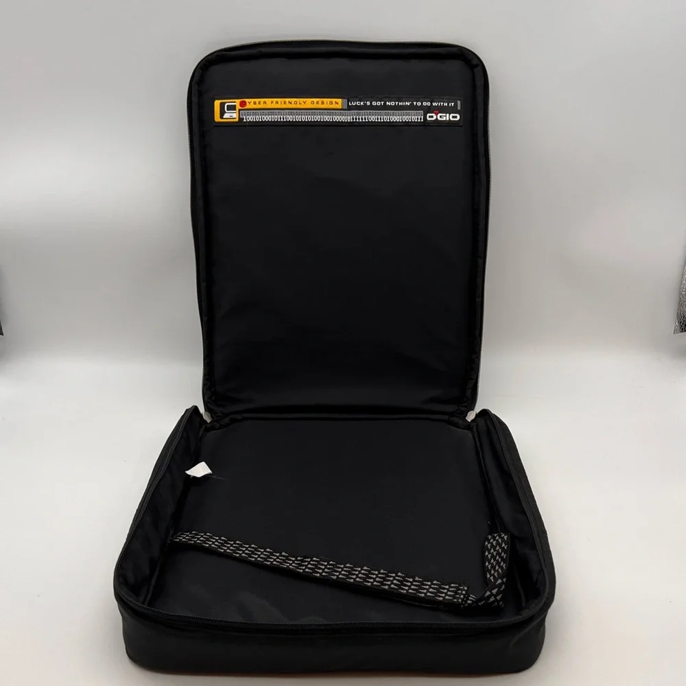 OGIO Padded 13″ Laptop Tablet Bag Sleeve Haul GUC